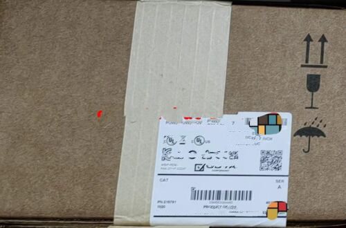 1 PCS NEW  2711P-T9W22A9P   #OYF033