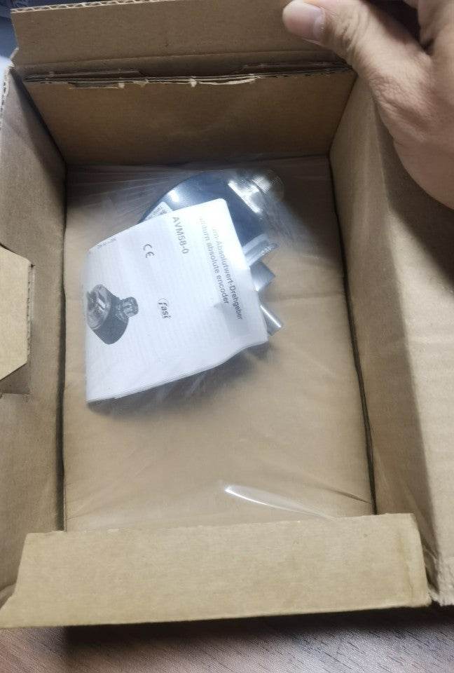 1PCS NEW  RHI58N-0AAK1R61N-05000  #OYF009