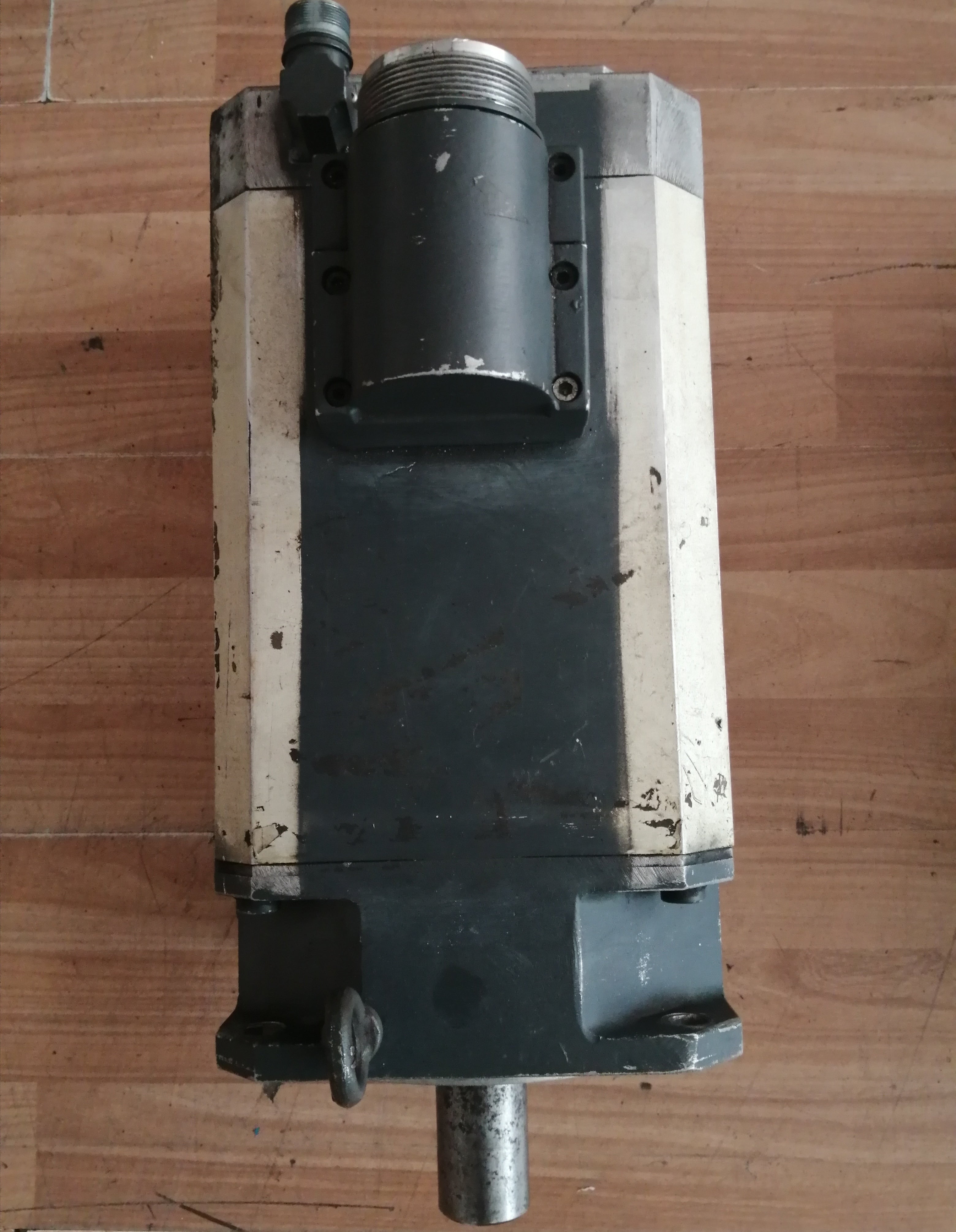 1pc used 1FT6105-8SF71-3AG0   #OYF088