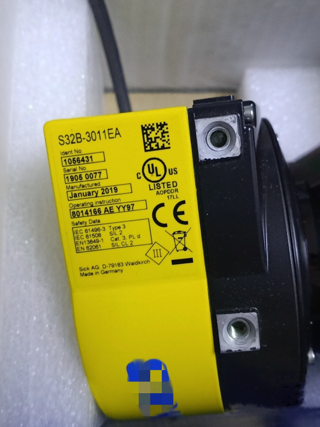 1pc  new  S32B-3011EA   #OYF088