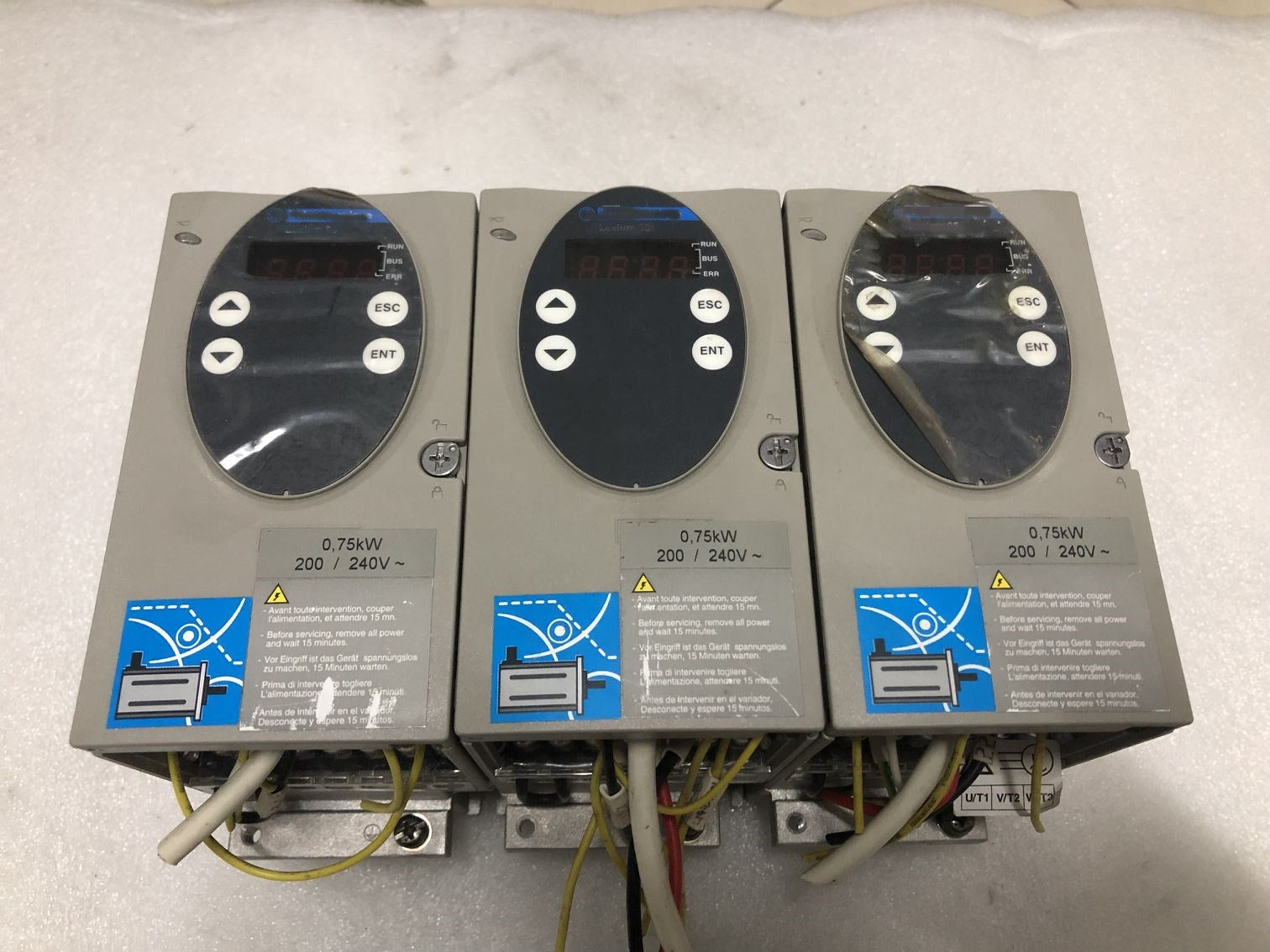 1pc  used LXM05CD10M2  #OYF088