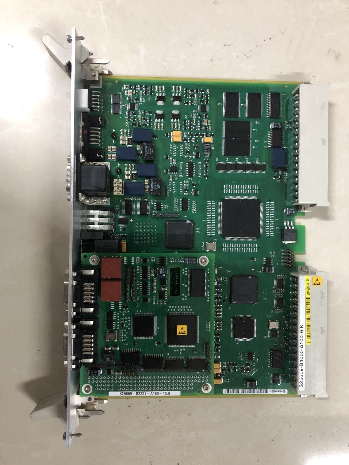 1pc  used S25659-B4000-A100-6 S25659-B4000-A100   #OYF088