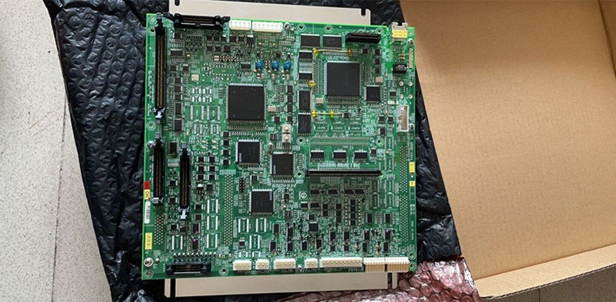 1pc  new 2KBF4044P002-B   #OYF088