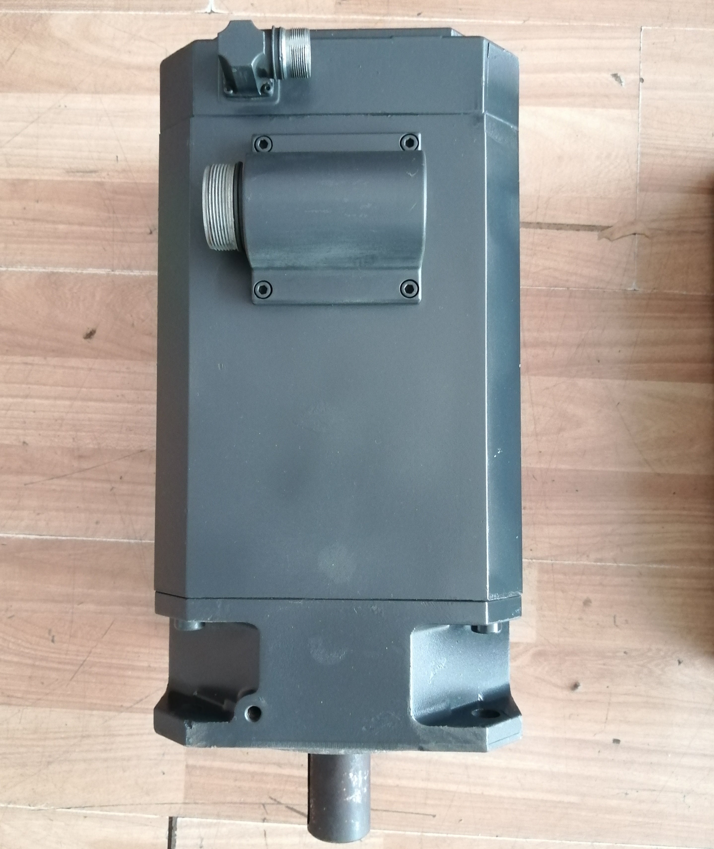 1pc used 1FT6105-1AC71-1AG1 #OYF088