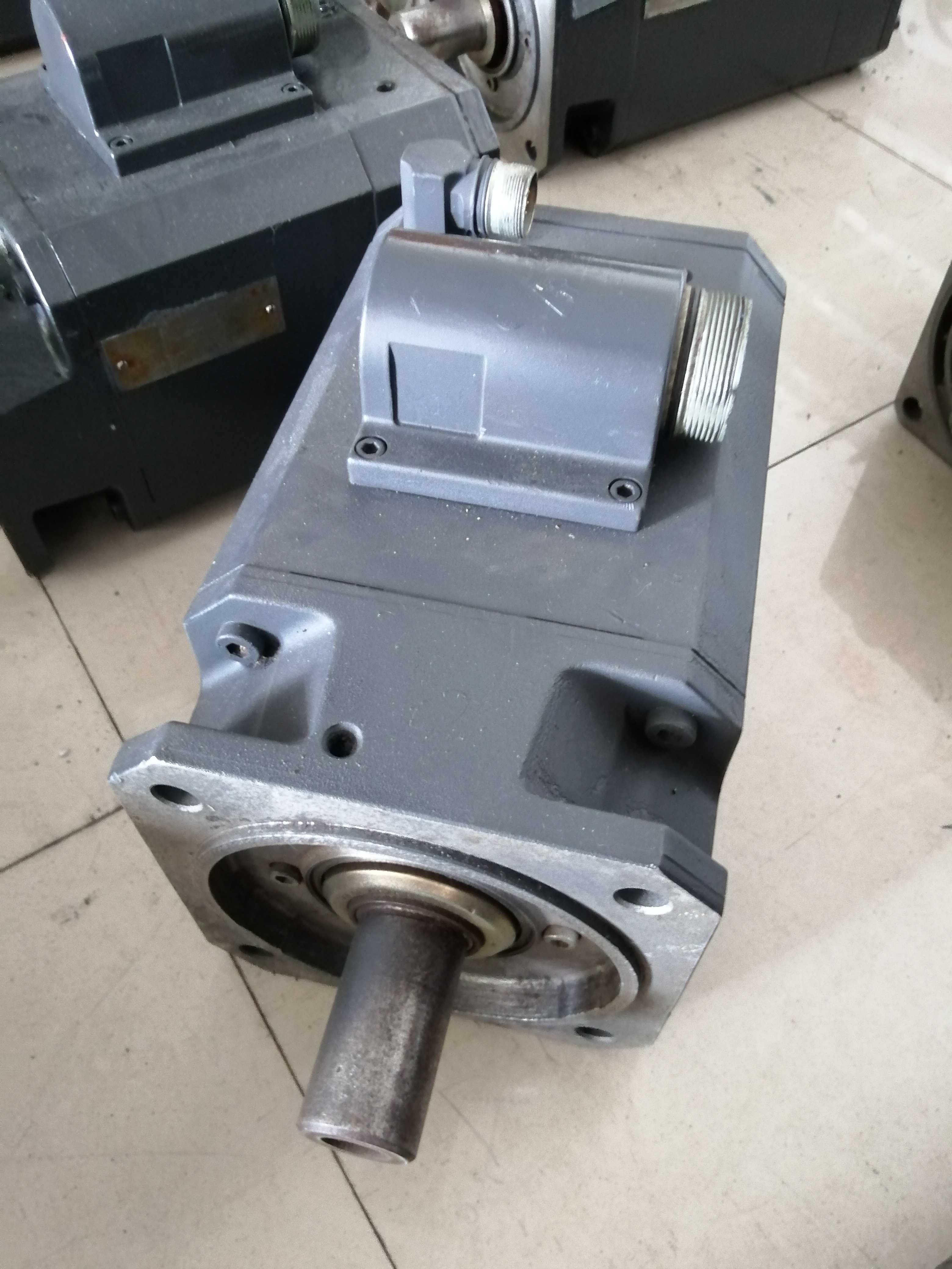 1pc  used    1ft6082-1af71-1ag1  #OYF088