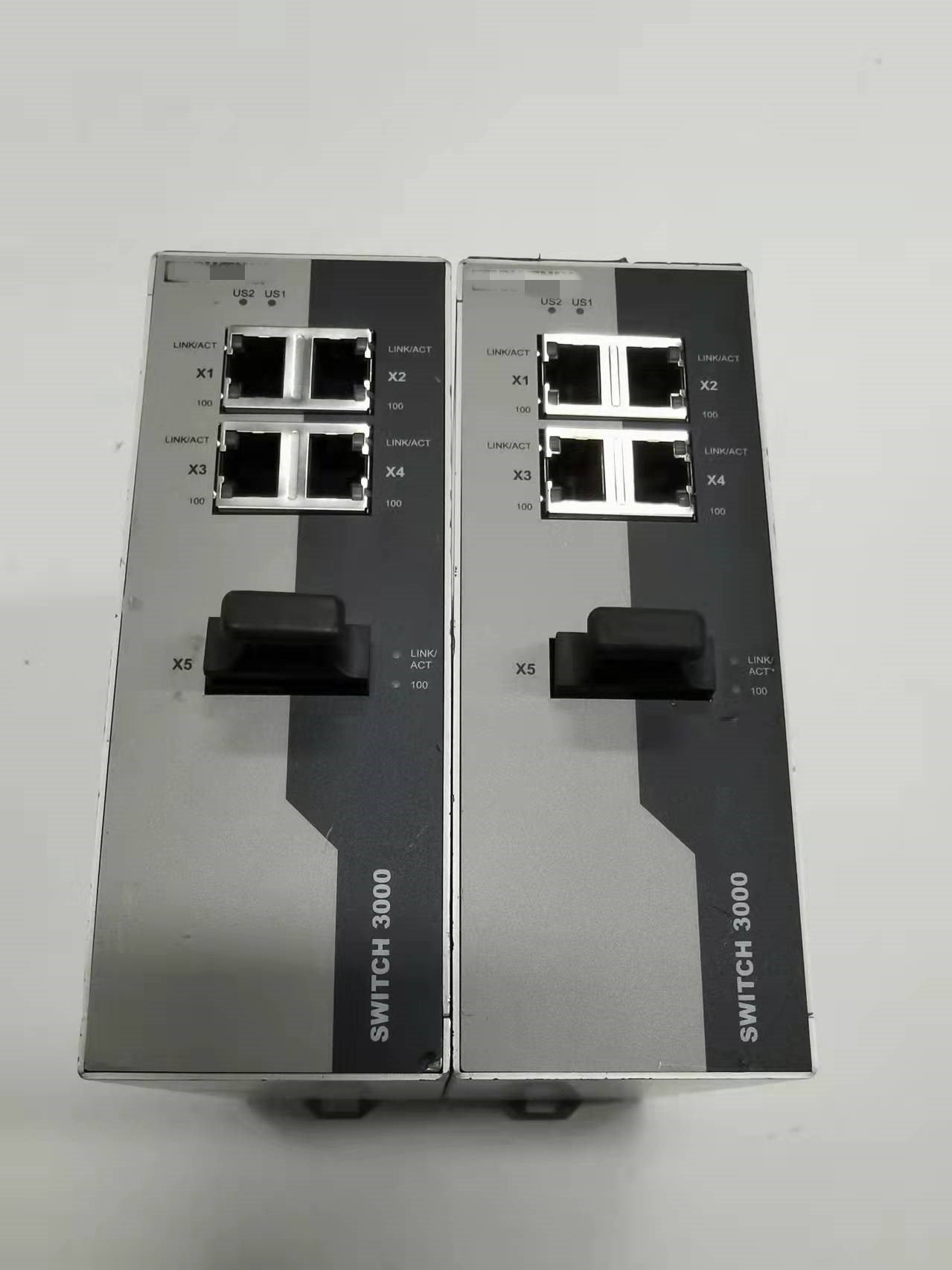 1pc  used   SWITCH 3--4T-FX  #OYF088