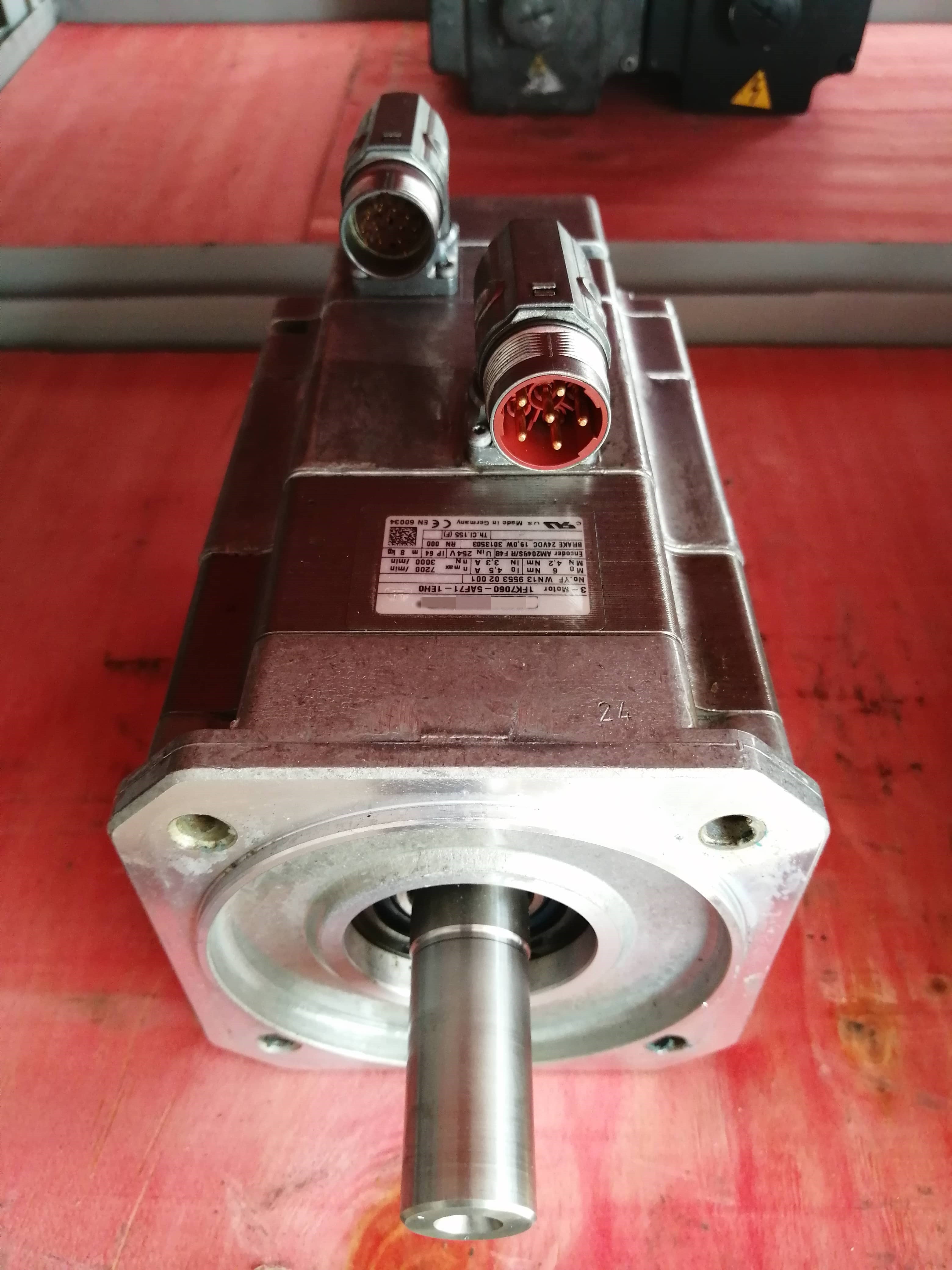 1pc used   1FK7060-5AF71-1EH0  #OYF088