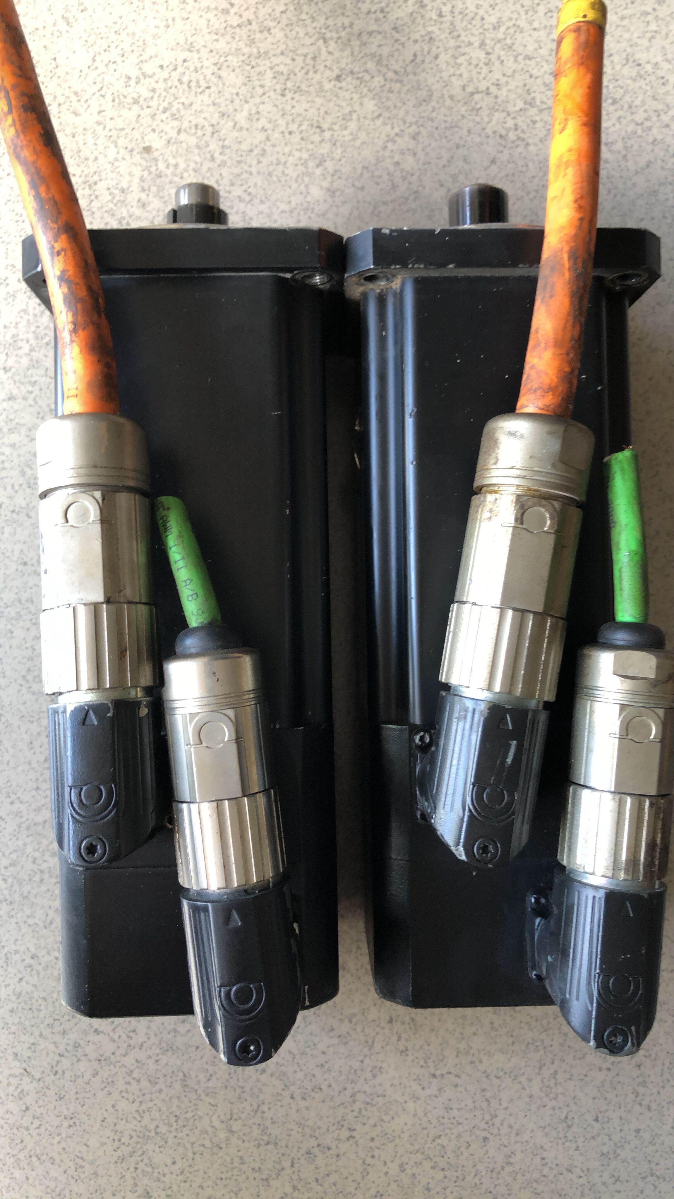 1pc  used  8LSA35.E3030D000-0  #OYF088