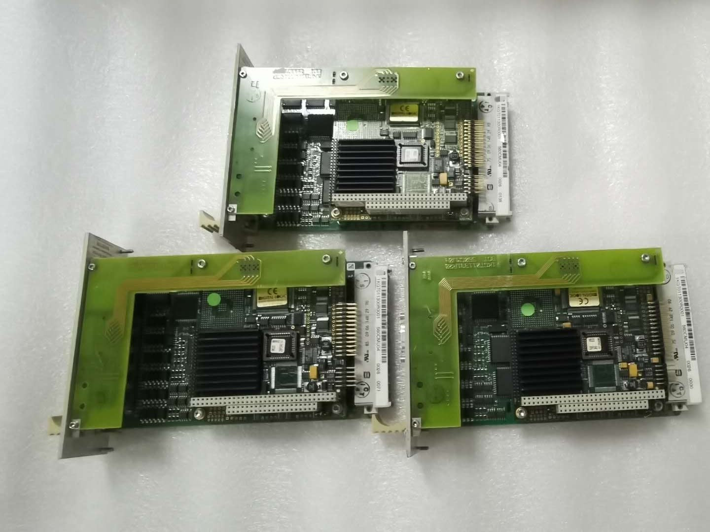 1pc  used 560CMU04 1KGT011300R0001     #OYF088