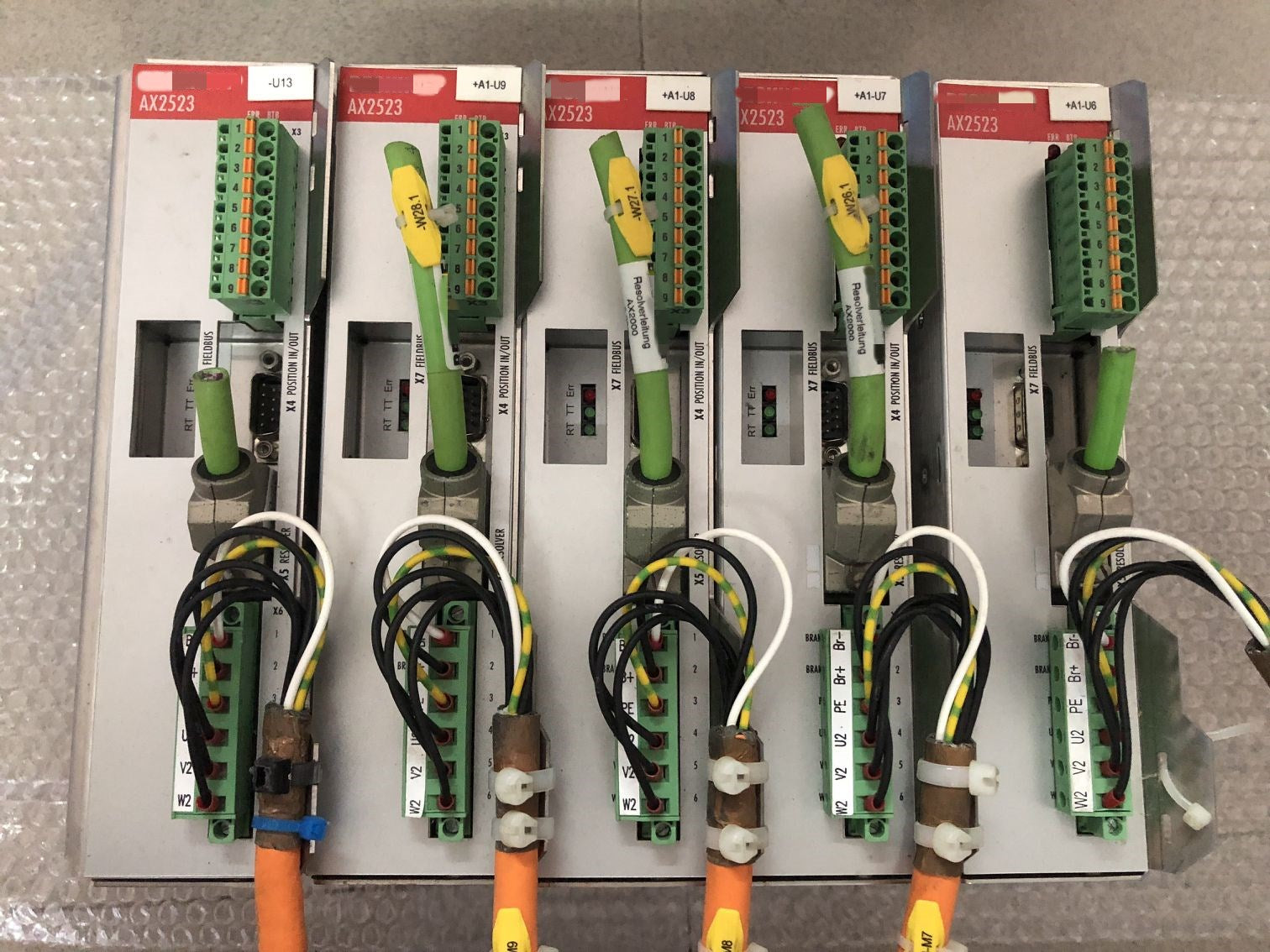 1pc  used   AX2523-B750 S403BA-SE-520    #OYF088