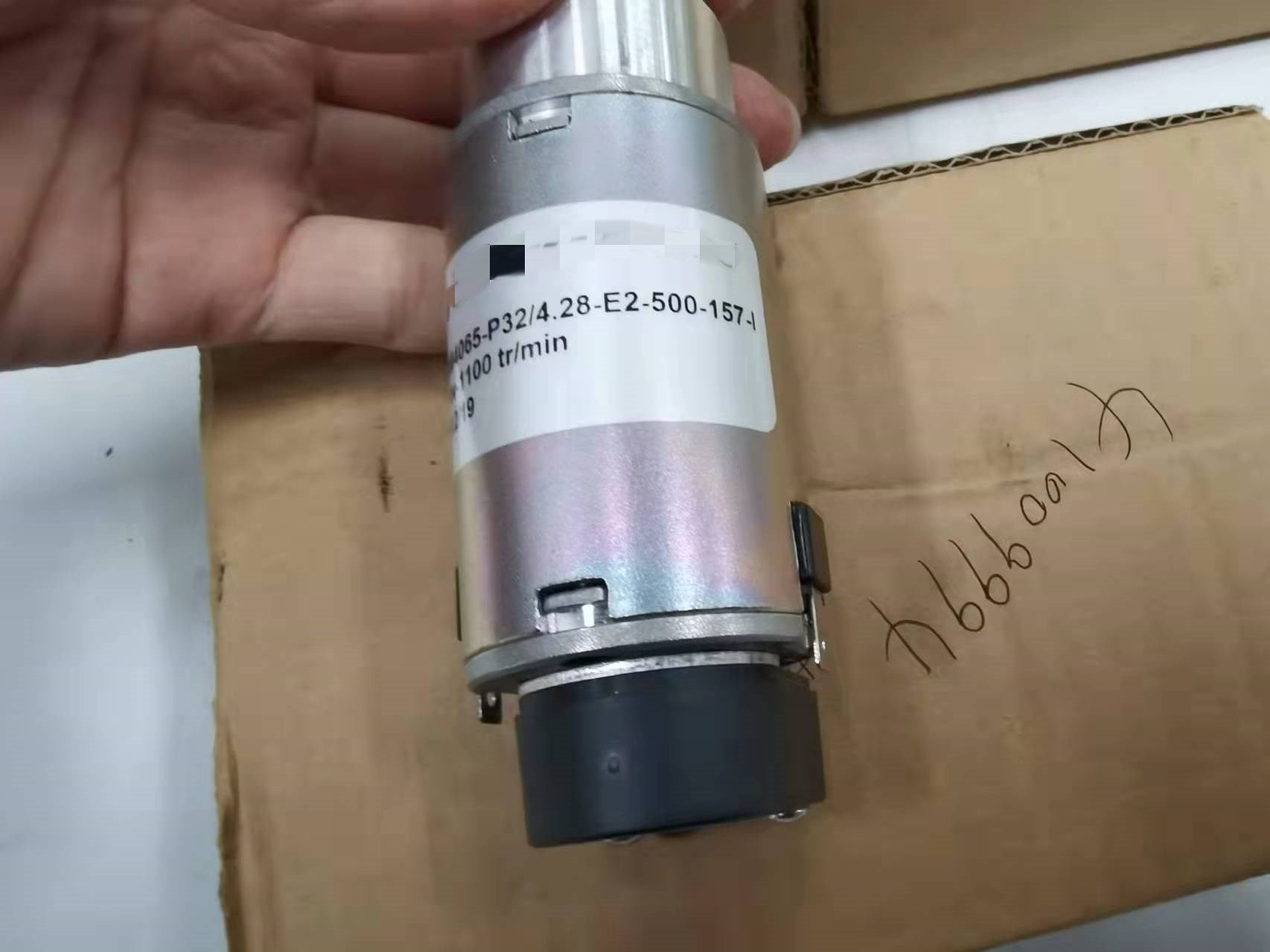 1pc  new SM4065-P32/4.28-E2-500-157-I#OYF088