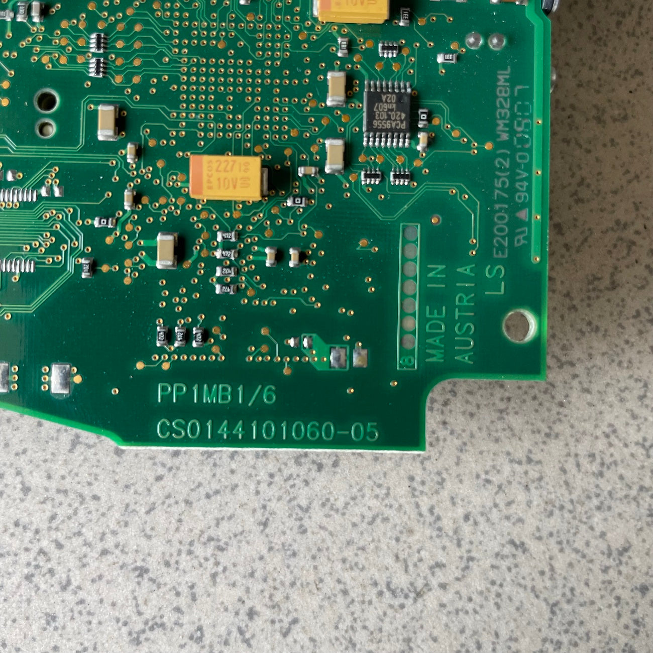 1pc  used  4PP065.0571-K21  #OYF088