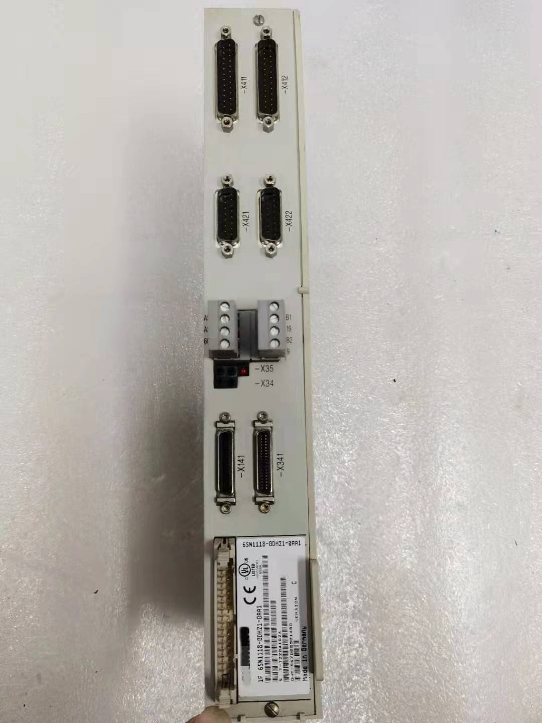 1pc  used  6SN1118-0DH21-0AA1   #OYF088