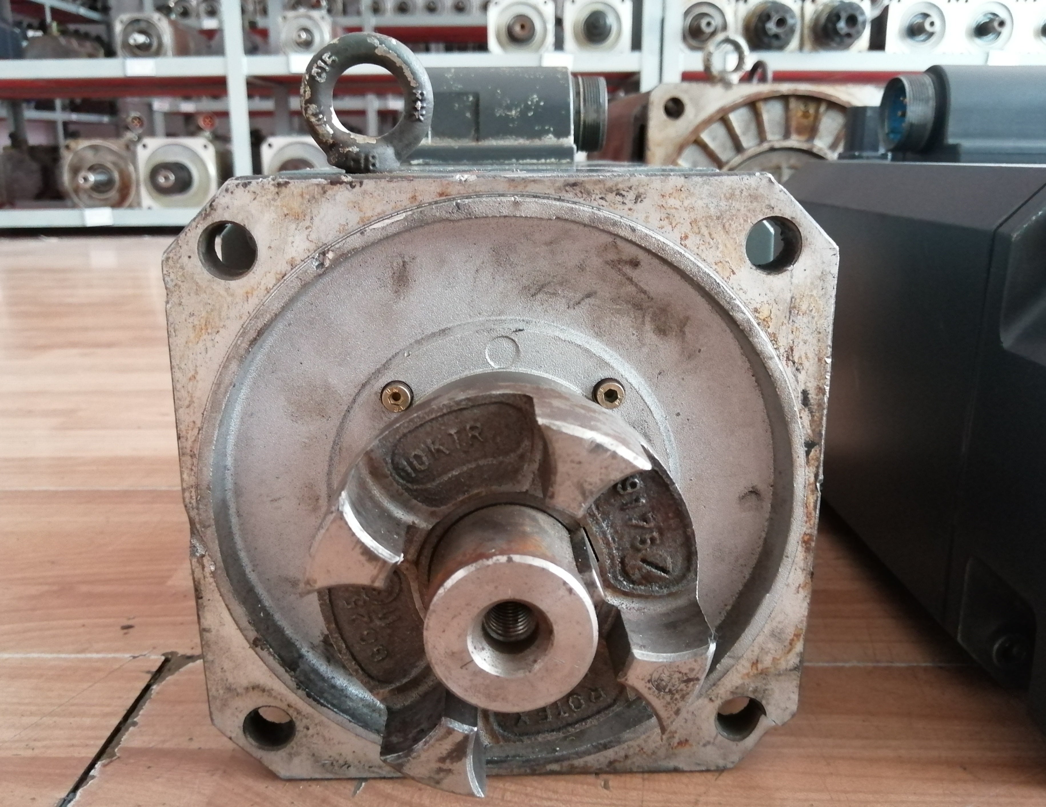 1pc used 1FT6105-8AC71-1EA1 #OYF088