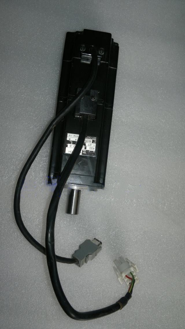 1pc used   R88M-W40030H-BR8 #OYF088