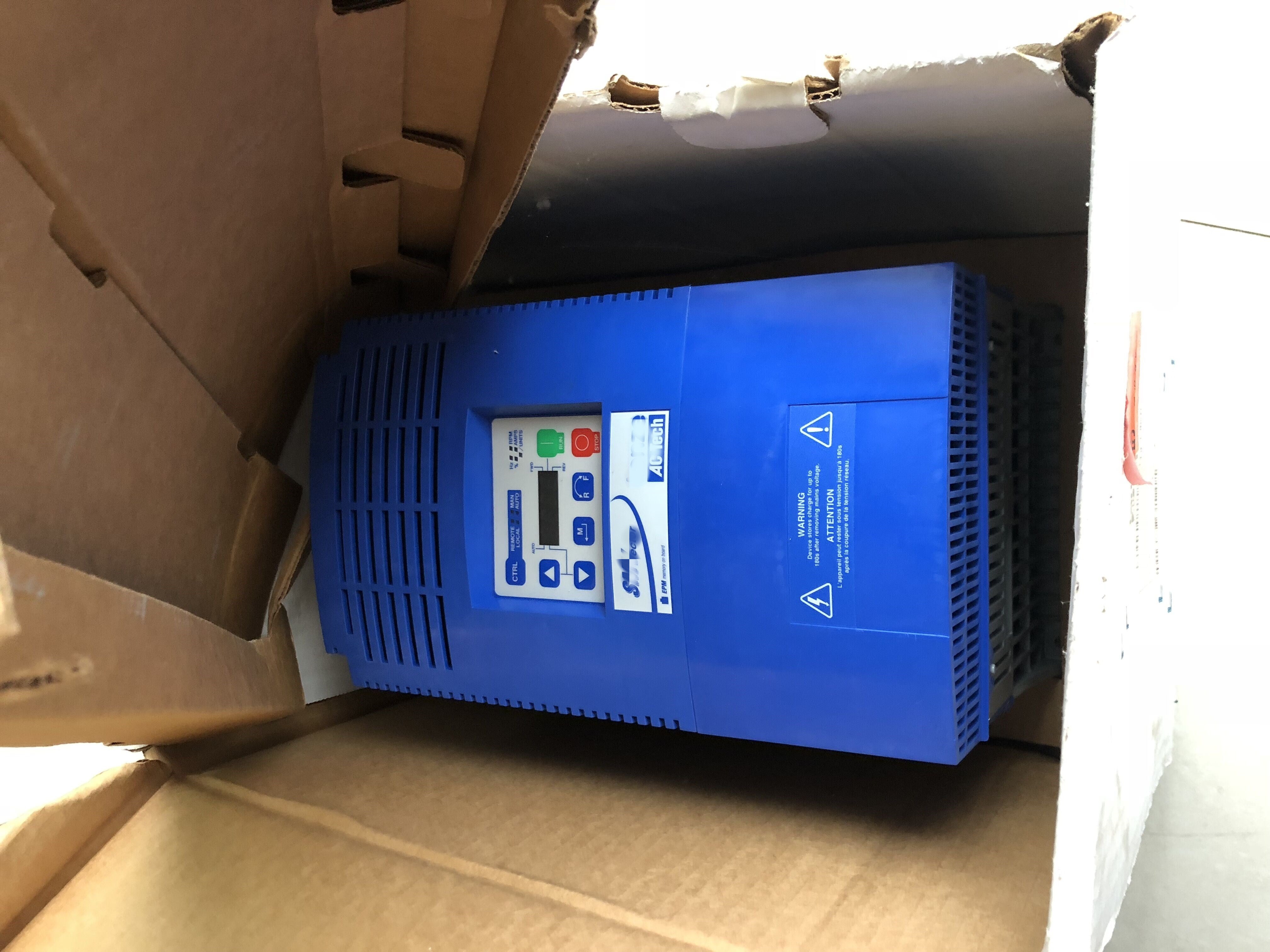 1PCS new   ESV183N04TXB-CC     #OYF088