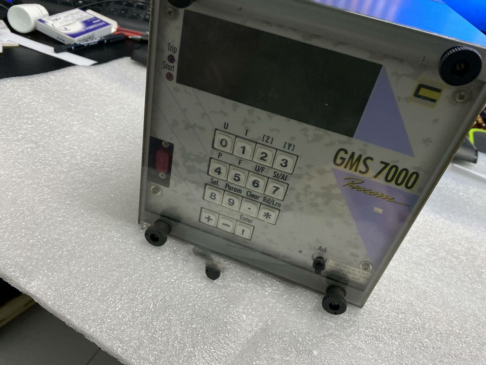 1PCS  used  GSM 7000 ZI-BP.20 77101    #OYF003
