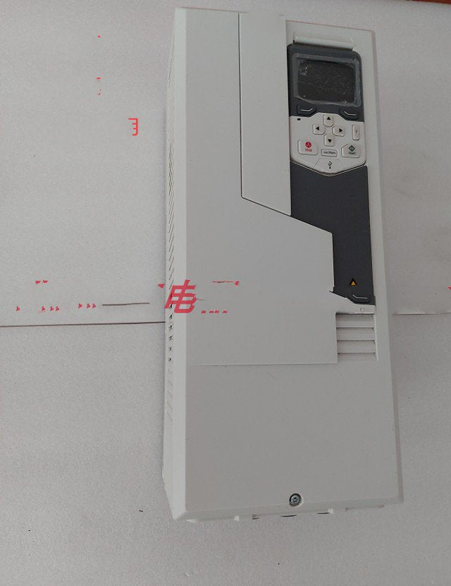 1PCS for  used    ACS580-01-038A-4   #OYF003