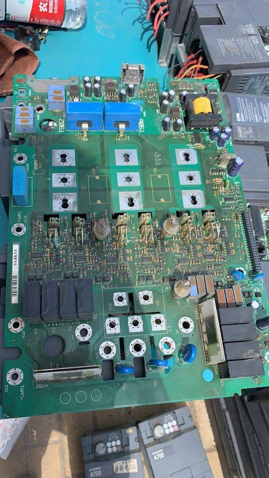 1PC used EVF9327-EV EVS9327-ES EVS9328-ES #OYF055
