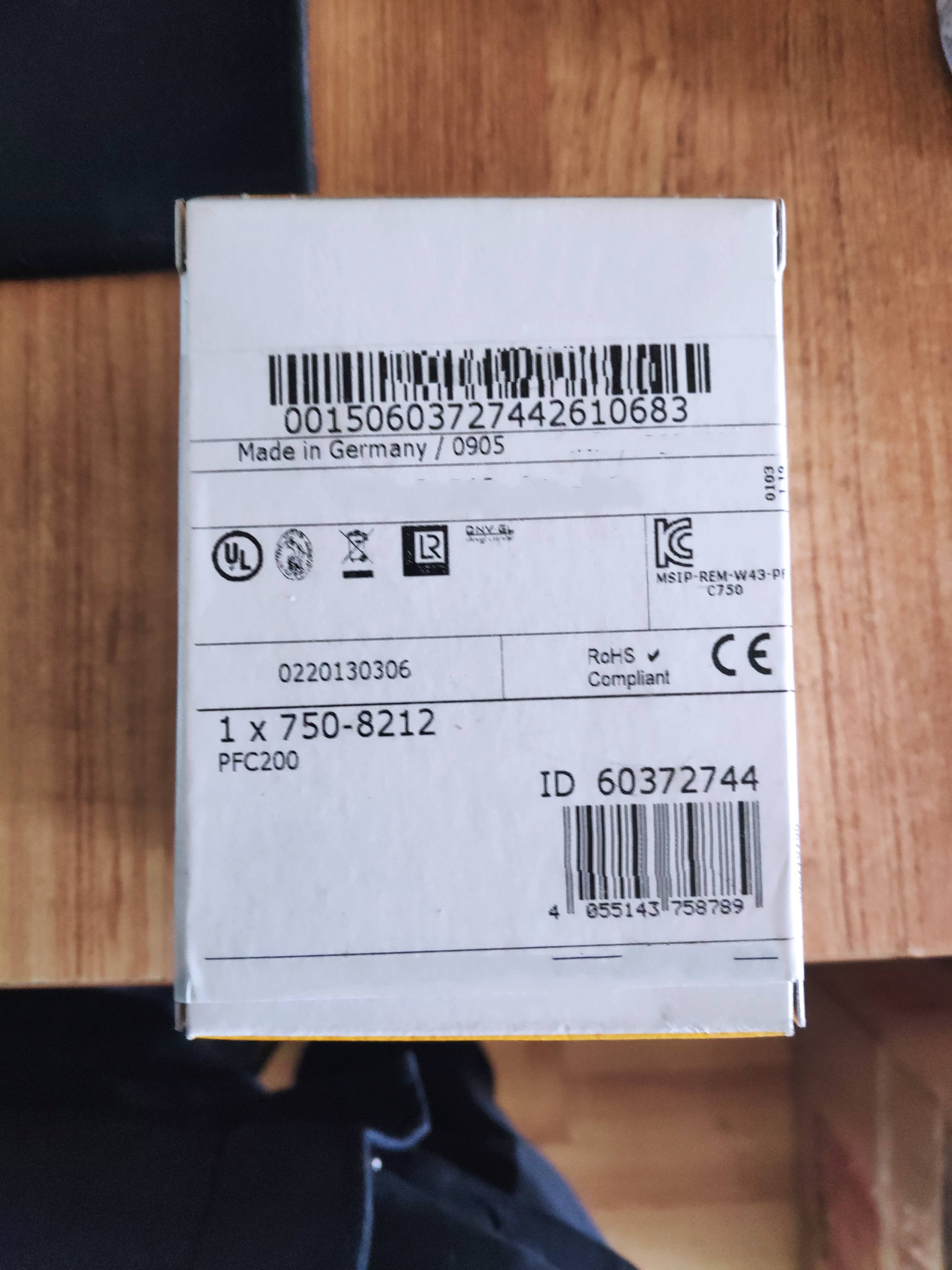 1PC  NEW  750-8212    #OYF055