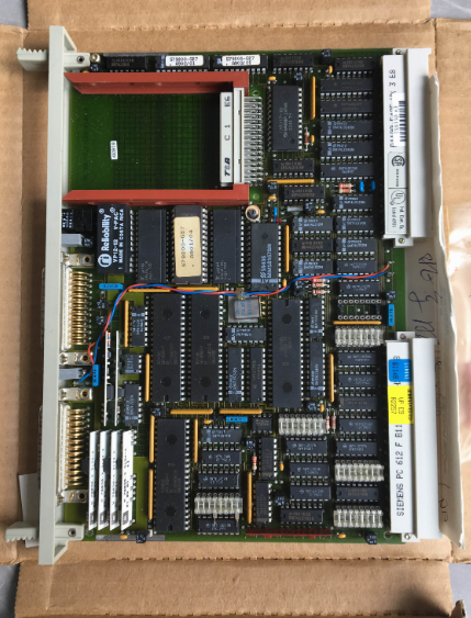 1PC new 6ES5525-3UA21 #OYF007