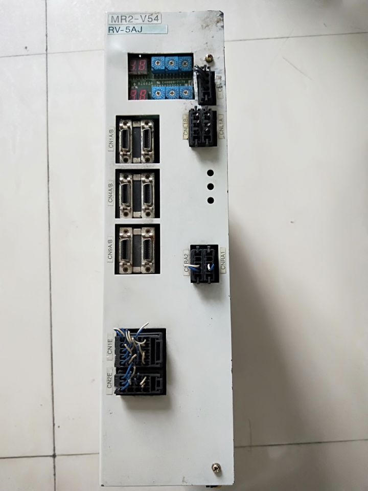 1PC  used MR2-V54/RV-5AJ #OYF007