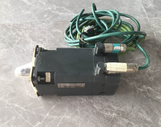 1PC used 1FT6061-1AF71-3AG0 #OYF007