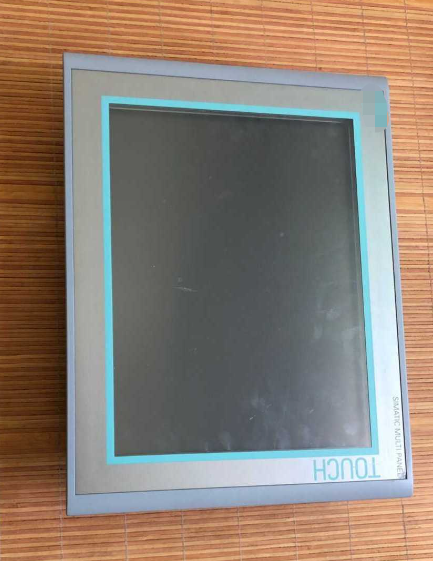 1PC USED 6AV6 644-0AB01-2AX0 #OYF007