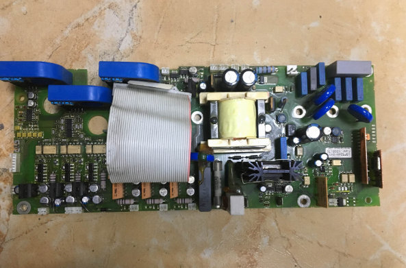 1PC used 18F524H-0419 #OYF007