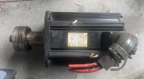 1PC used Servo motor SGMGH-1AACA61 #OYF007