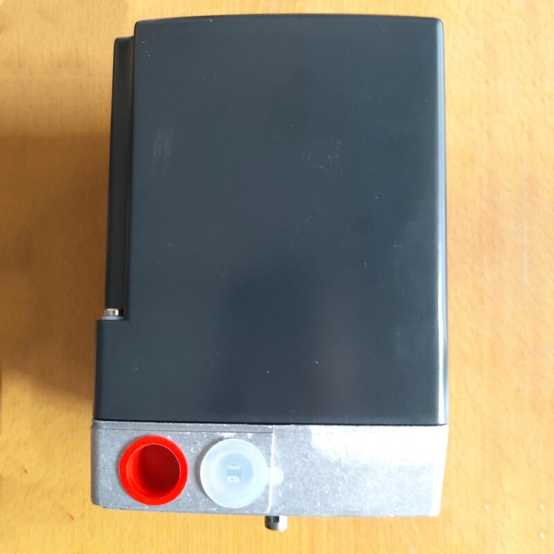 1PCS NEW SQM10.16501 #OYF009