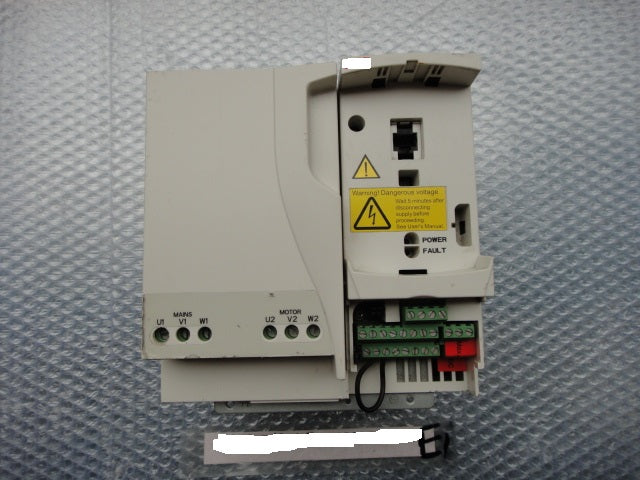 1PCS for  used    ACS355-03E-038A0-4   #OYF003