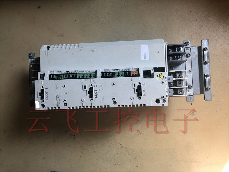 1PCS for  used   ACS880-104-0100A-3+P922    #OYF003