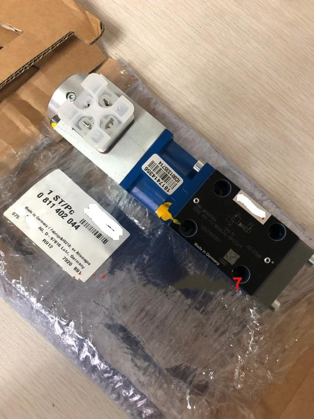 1PC for  new  DBE6X-1X/180G24-8NZ4M 0811402044  #OYF008