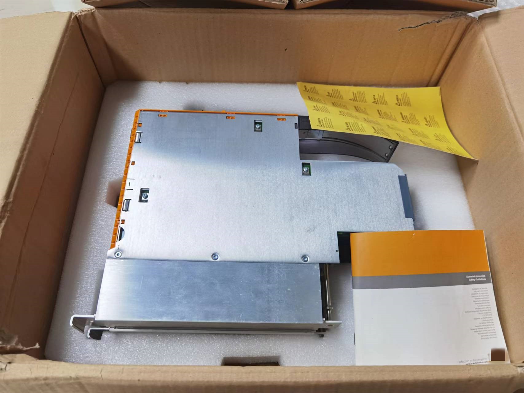 1PCS NEW 8BVI0220HWS0.000-1 #OYF009