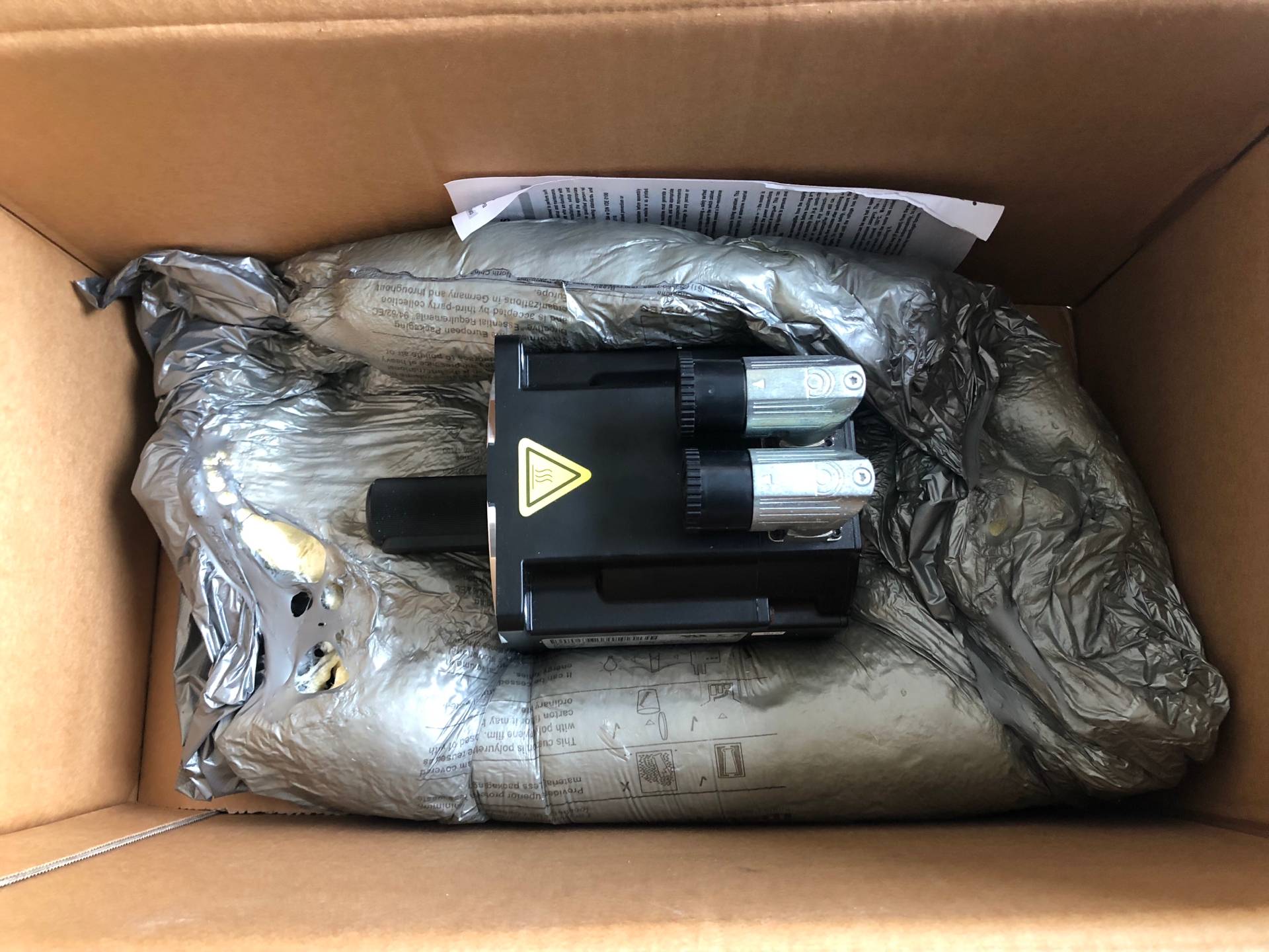 1PCS NEW 8JSA51.R0045D000-0 #OYF009