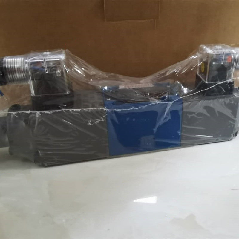 1PCS NEW 4WRKE16E200L-34/6EG24EK31/A1D3M R900727361 200L #OYF009