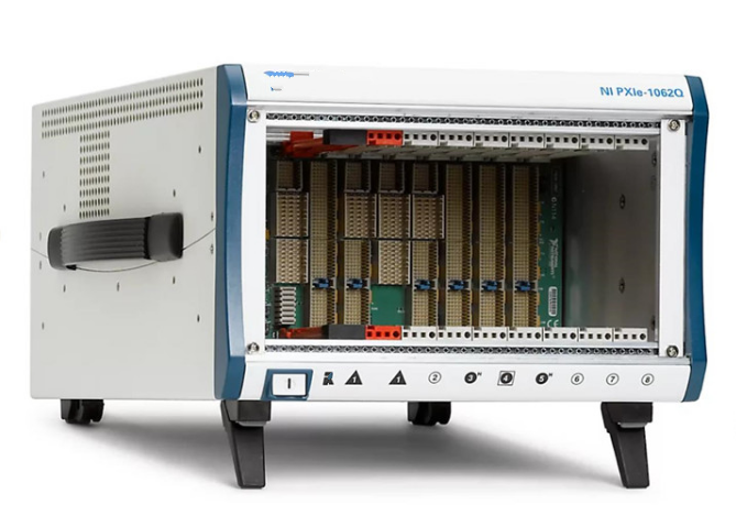1 PCS NEW  PXIe-1062Q   #OYF033