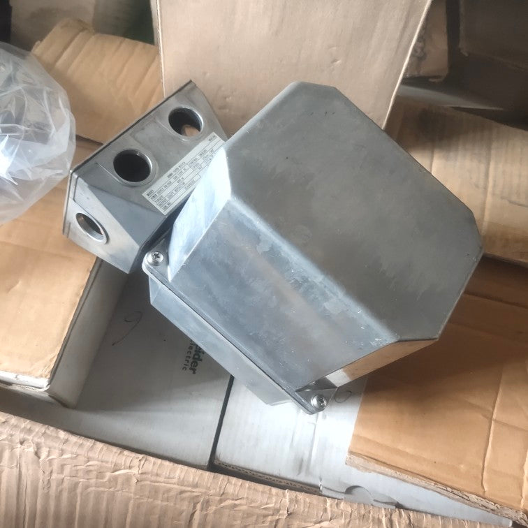 1PCS MRM6-34YH-K3/CA 100-120VAC #OYF006