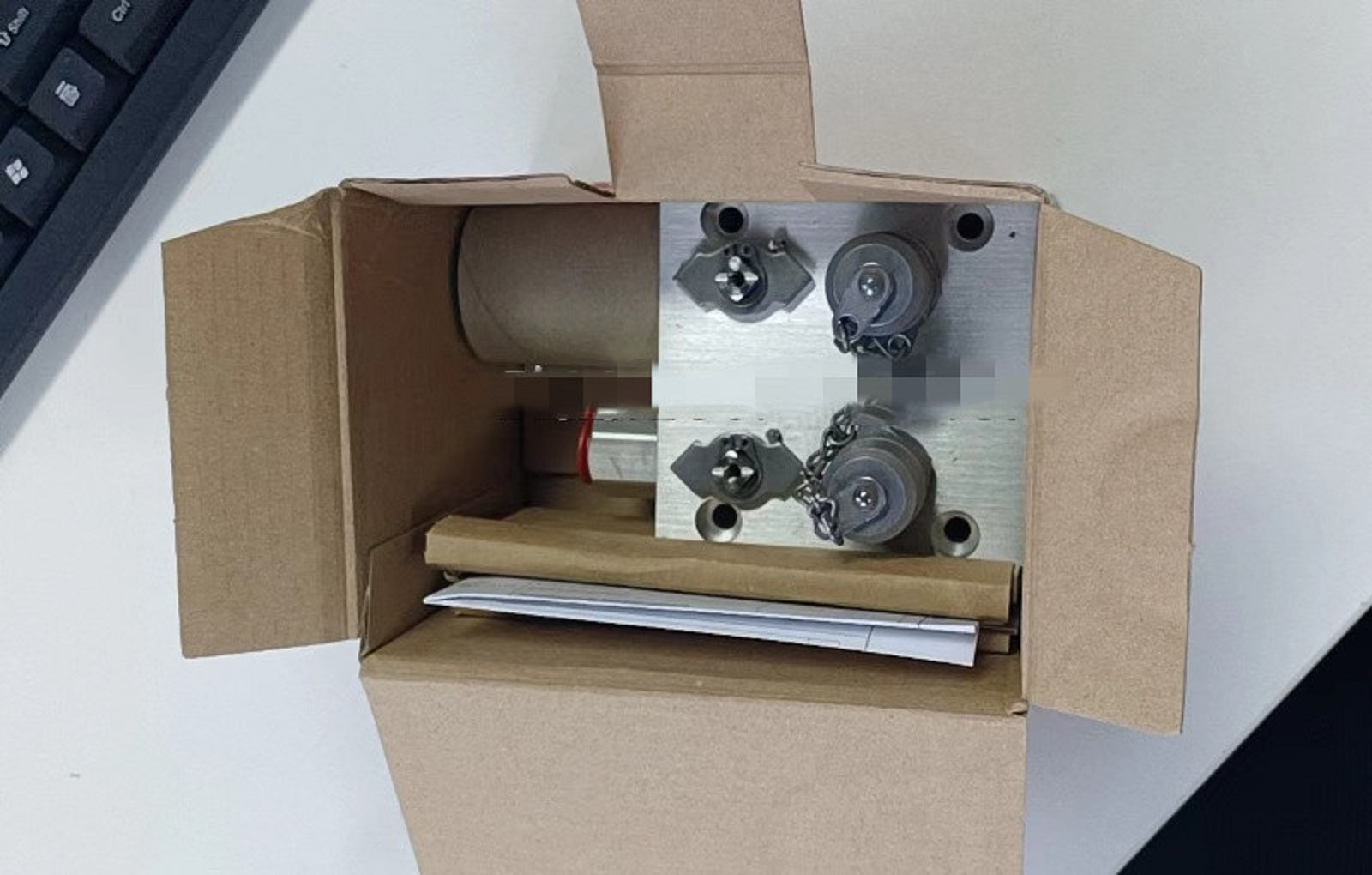 NEW EV220B 032U8501 #OYF006